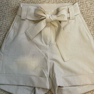 Rachel Zoe linen-look shorts. Size 2. EUC